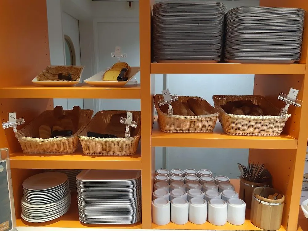 B&B Hotel Saint-Witz Roissy 3*,  France